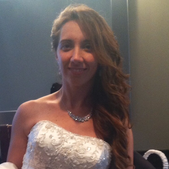 Meet your Posher, Maribel Fonseca - Picture 1 of 1